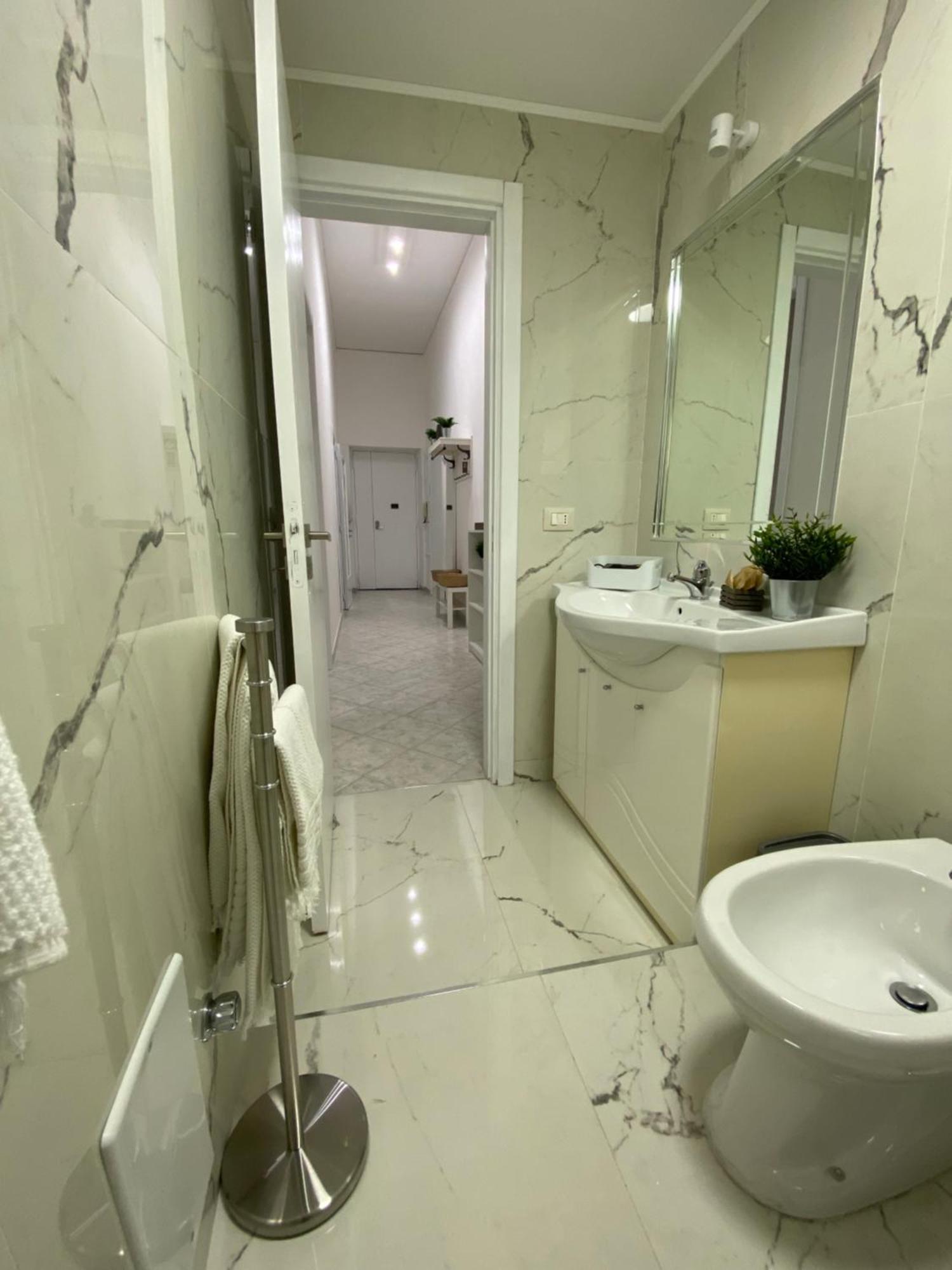 Ellebi Home Napoli Esterno foto